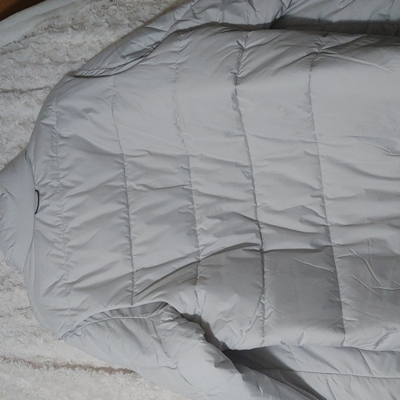 Nike Women's Light Gray Jacket - Picture 3 of 7